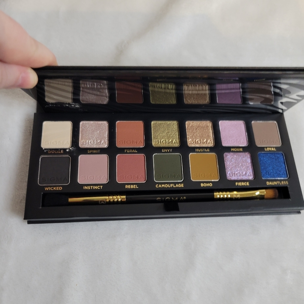 Sigma Beauty Untamed Eyeshadow Palette